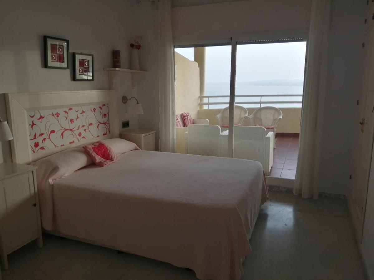 Holidays2Benalmadena Torrequebrada Sea View Front Beach With Pool Parking & Terraces Exterior photo